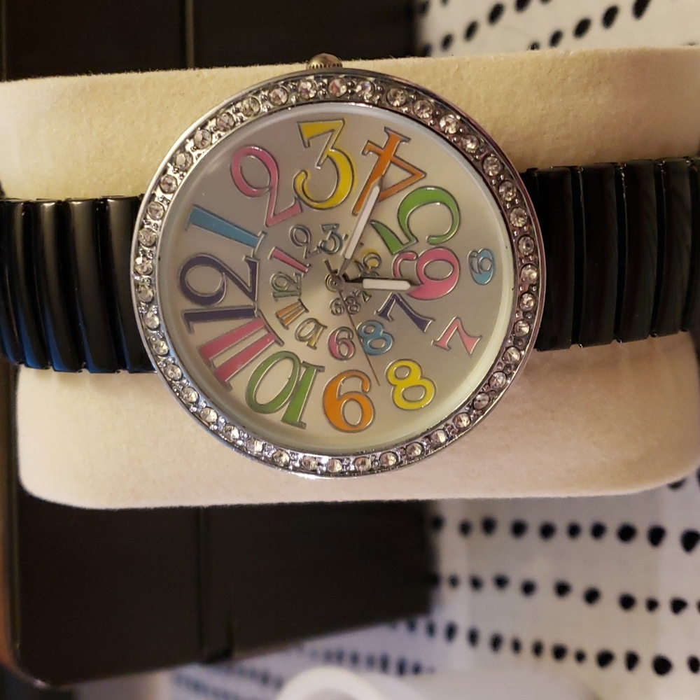 Silver watch Rhinestones and expansion band